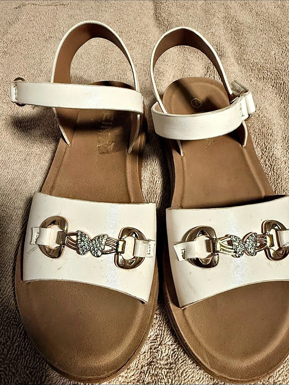 ELINA Women's White Chain Detail Sandals